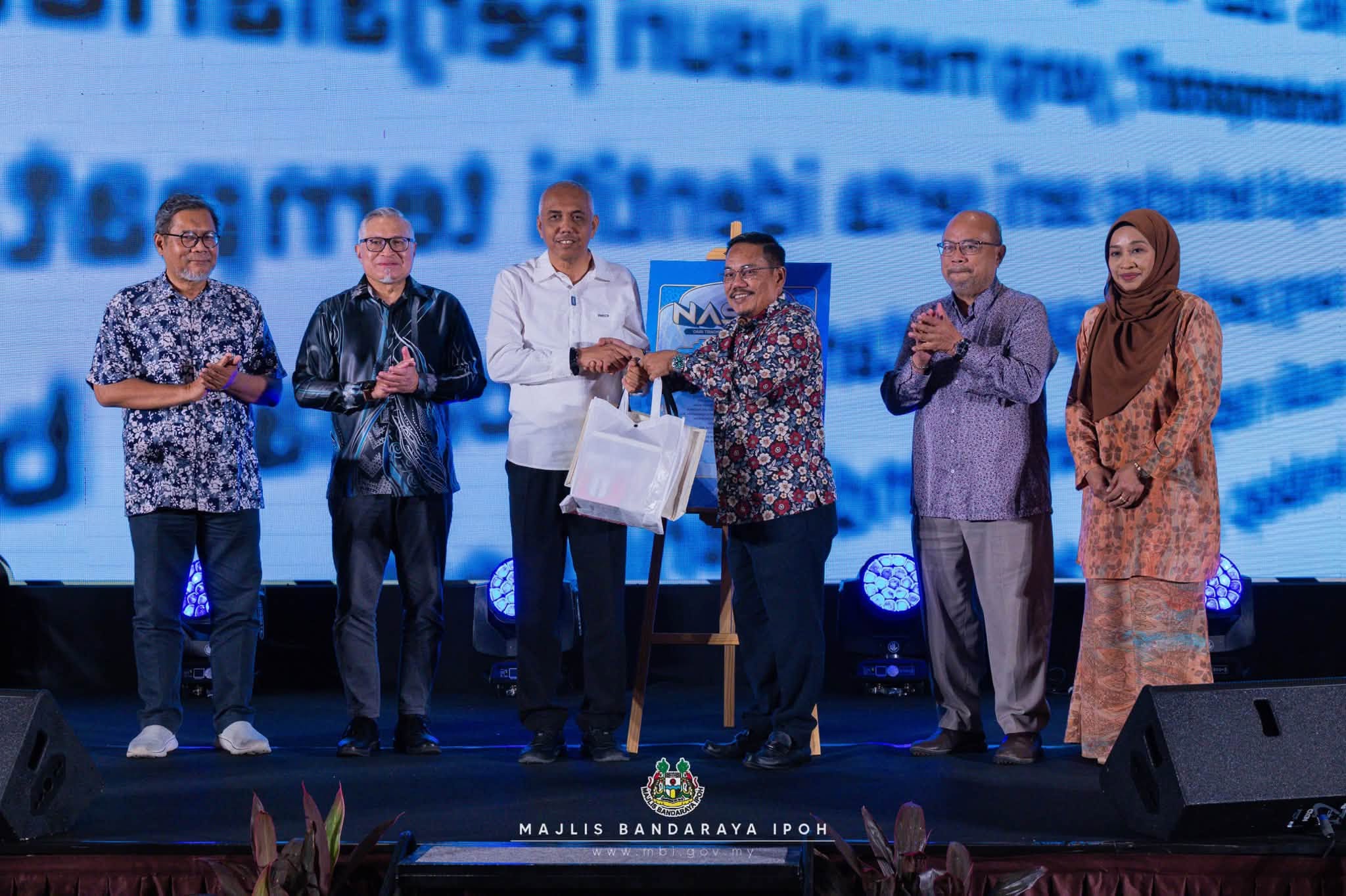 859105583 1565402302278951 1841890957753873772 N